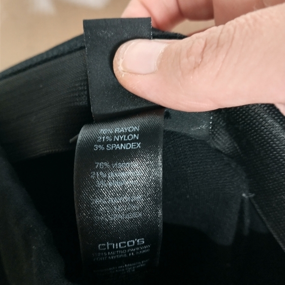 Chico's So Slimming Ponte Knit Black ankle trousers, slim, size 2/M - Picture 6 of 7